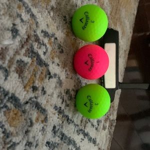 3 like new callaway super soft golf balls